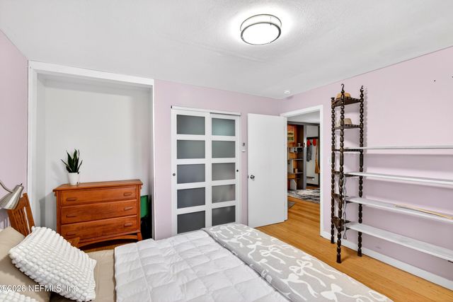 6861 LENOX Avenue, Jacksonville, FL 32205
