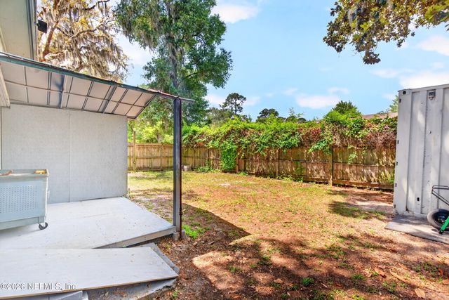 6861 LENOX Avenue, Jacksonville, FL 32205