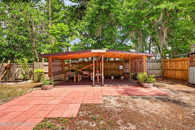 6861 LENOX Avenue, Jacksonville, FL 32205