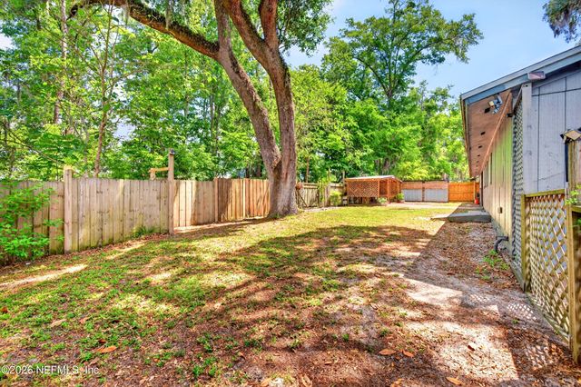 6861 LENOX Avenue, Jacksonville, FL 32205