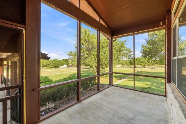 606 Rolling Hills RD, Liberty Hill, TX 78642