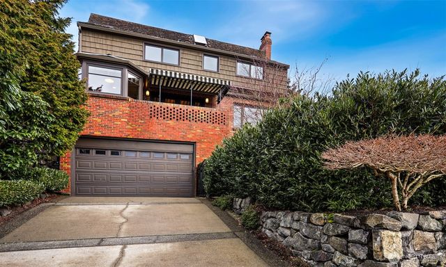 2301 Rosemont Place W, Seattle, WA 98199