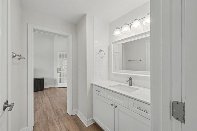 60 La Jolla Circle, Montgomery, TX 77356