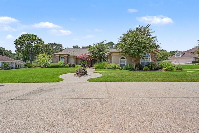 60 La Jolla Circle, Montgomery, TX 77356