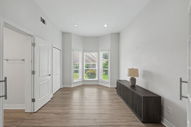 60 La Jolla Circle, Montgomery, TX 77356