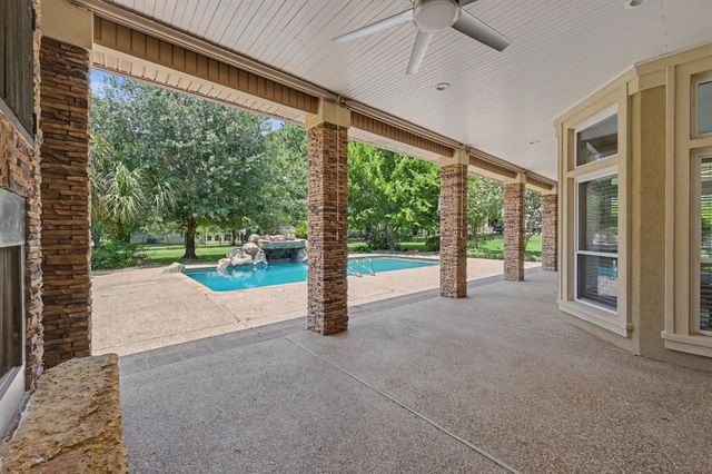 60 La Jolla Circle, Montgomery, TX 77356