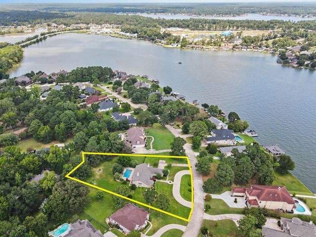 60 La Jolla Circle, Montgomery, TX 77356