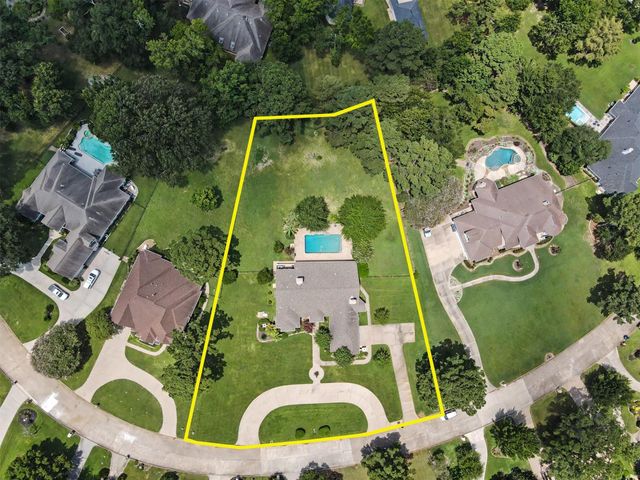 60 La Jolla Circle, Montgomery, TX 77356