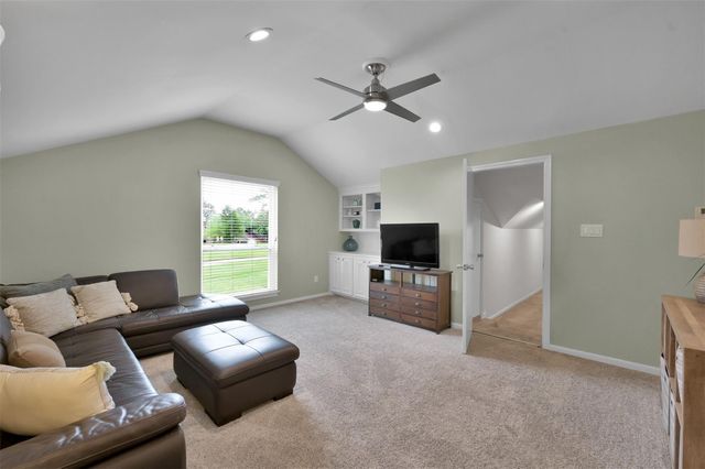 60 La Jolla Circle, Montgomery, TX 77356