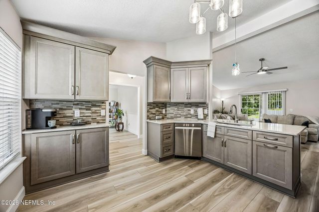 4479 HUNTERS HAVEN Lane E, Jacksonville, FL 32224