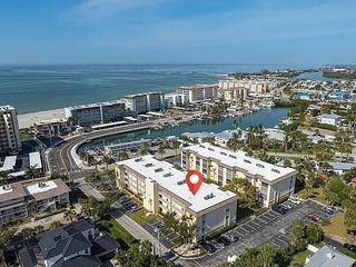 995 LAGUNA DRIVE 305, Venice, FL 34285