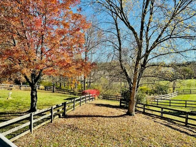 6174 Woodcrest Drive, Burlington, KY 41005