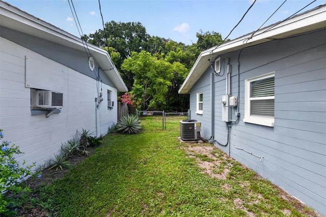 305 JOYCE STREET, Edgewater, FL 32132