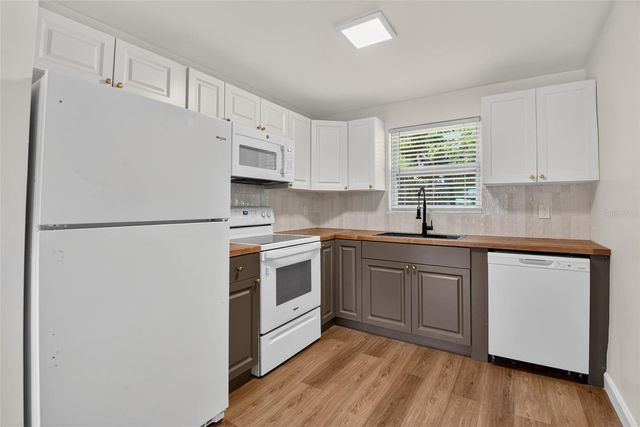 305 JOYCE STREET, Edgewater, FL 32132