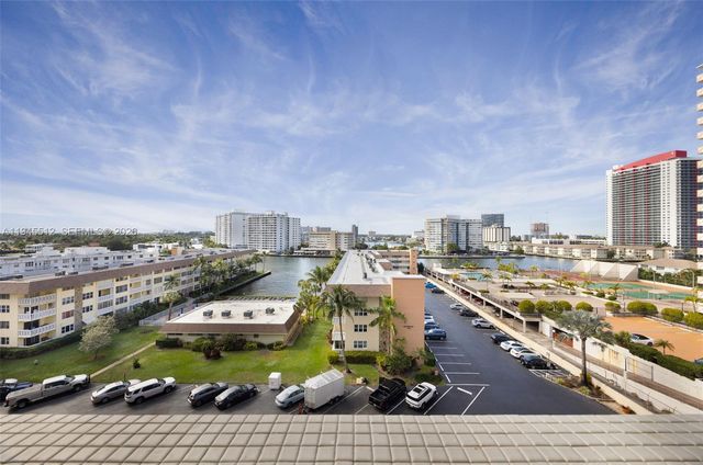 1893 S Ocean Dr 810, Hallandale Beach, FL 33009