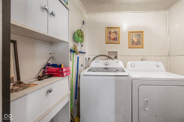 202 W Laurel Street, Seymour, IN 47274
