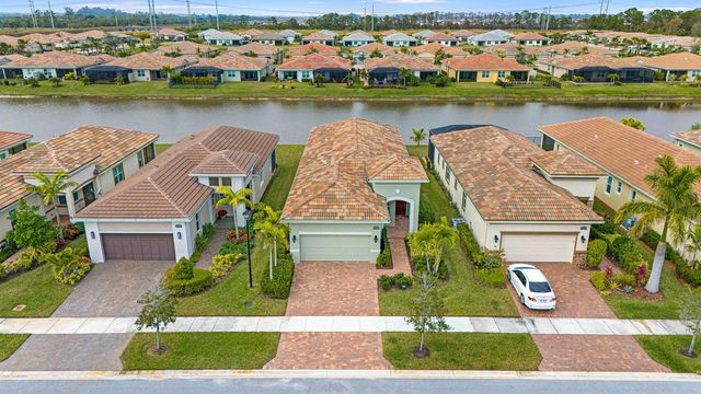 25074 SW Alberti Way, Port St. Lucie, FL 34986