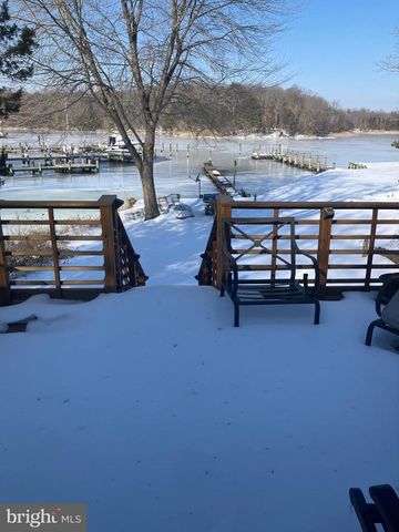 2200 POPLAR RD, Essex, MD 21221