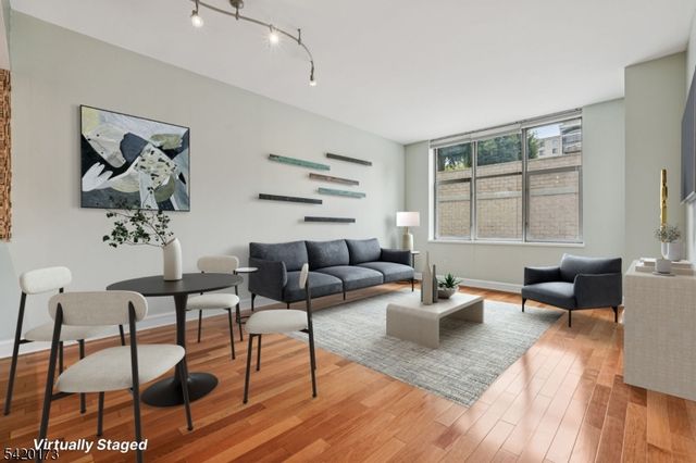 8100 River Rd 210, North Bergen Twp., NJ 07047