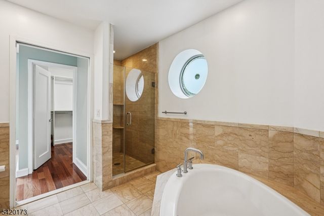 8100 River Rd 210, North Bergen Twp., NJ 07047