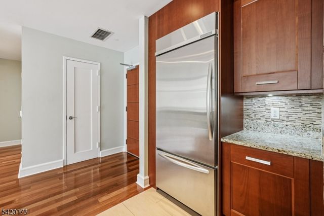 8100 River Rd 210, North Bergen Twp., NJ 07047