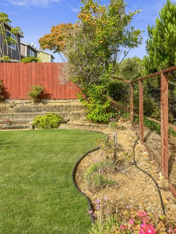 154 Outrigger Dr, Vallejo, CA 94591