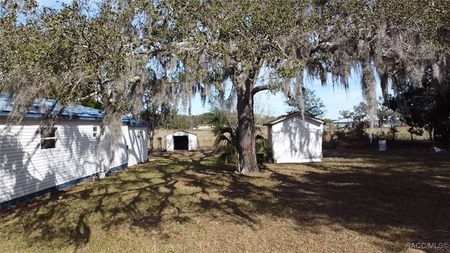 4900 W Trinity Place, Lecanto, FL 34461