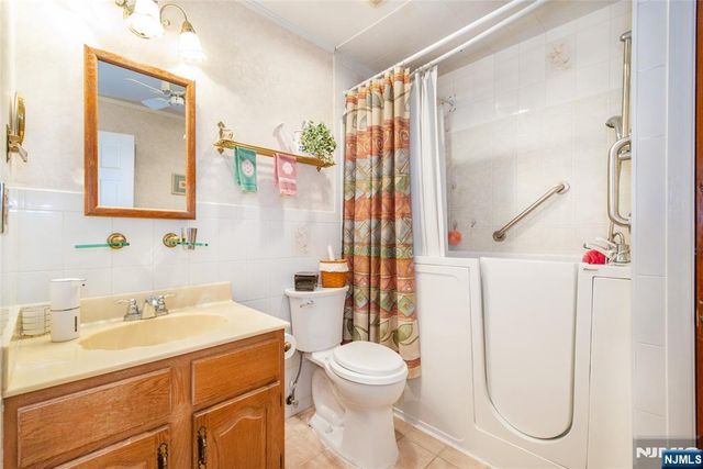 46 Watsessing Avenue A9, Belleville, NJ 07109