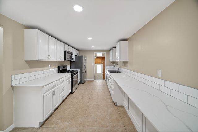 2310 KILPATRICK Avenue, Erie, PA 16503