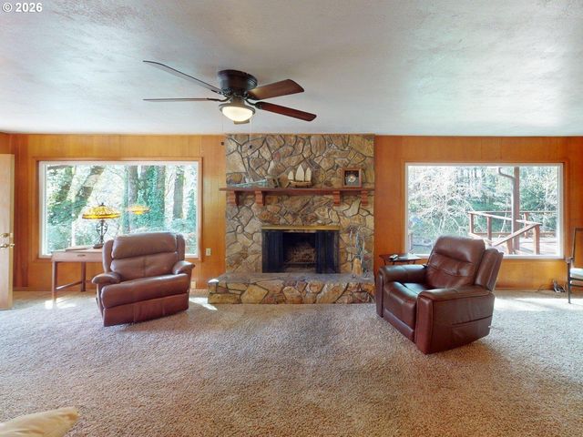 1008 WINCHUCK RIVER Rd, Brookings, OR 97415