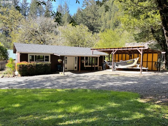 1008 WINCHUCK RIVER Rd, Brookings, OR 97415
