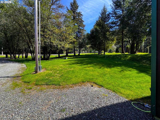 1008 WINCHUCK RIVER Rd, Brookings, OR 97415