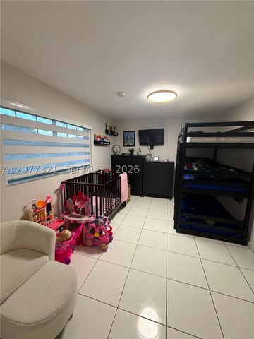 8310 SW 154th Ave 25, Miami, FL 33193