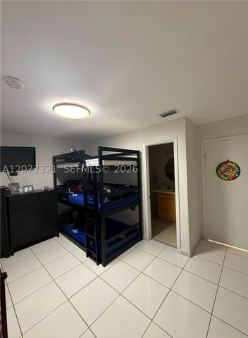 8310 SW 154th Ave 25, Miami, FL 33193
