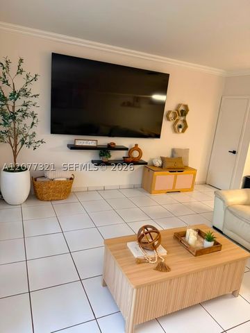 8310 SW 154th Ave 25, Miami, FL 33193