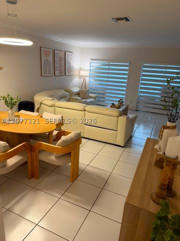 8310 SW 154th Ave 25, Miami, FL 33193