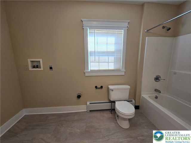 40 Evergreen Street B, Nazareth Boro, PA 18064