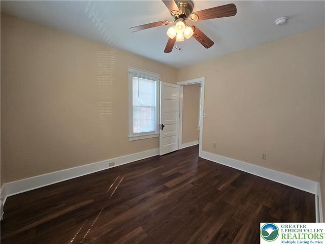 40 Evergreen Street B, Nazareth Boro, PA 18064