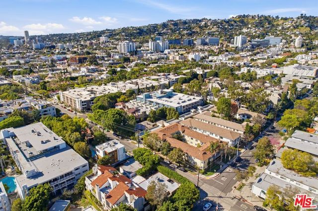 855 N Sweetzer Avenue, West Hollywood, CA 90069