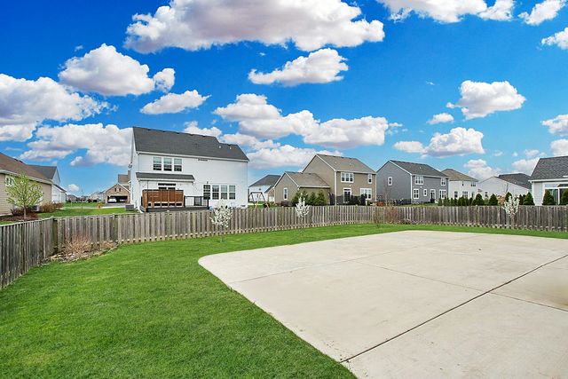 3617 Emerald Road, Elgin, IL 60124