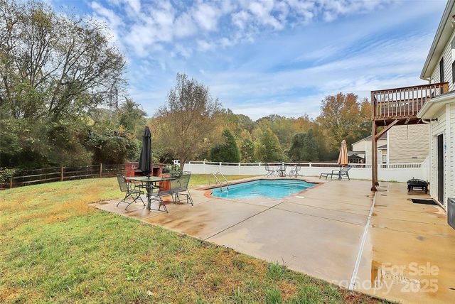 7827 Kuck Road, Mint Hill, NC 28227