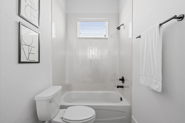 5209 Green Pine Tree Drive, Houston, TX 77018