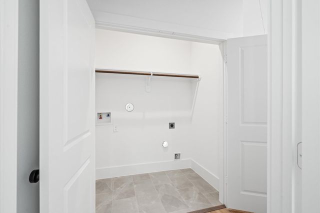 5209 Green Pine Tree Drive, Houston, TX 77018