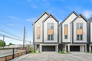 5209 Green Pine Tree Drive, Houston, TX 77018