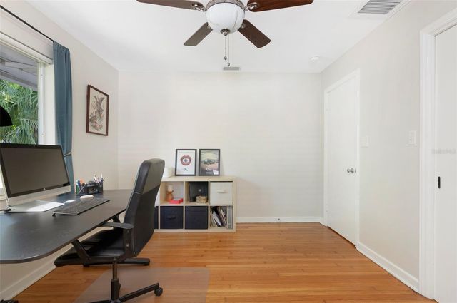 3016 3RD AVENUE N, St Petersburg, FL 33713