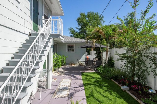 3016 3RD AVENUE N, St Petersburg, FL 33713