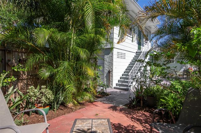 3016 3RD AVENUE N, St Petersburg, FL 33713
