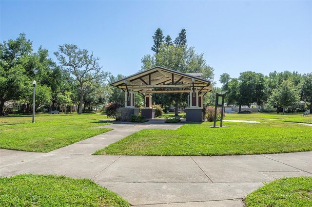 3016 3RD AVENUE N, St Petersburg, FL 33713