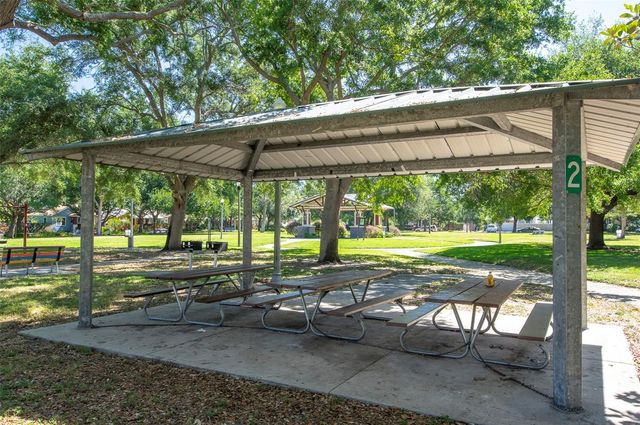 3016 3RD AVENUE N, St Petersburg, FL 33713