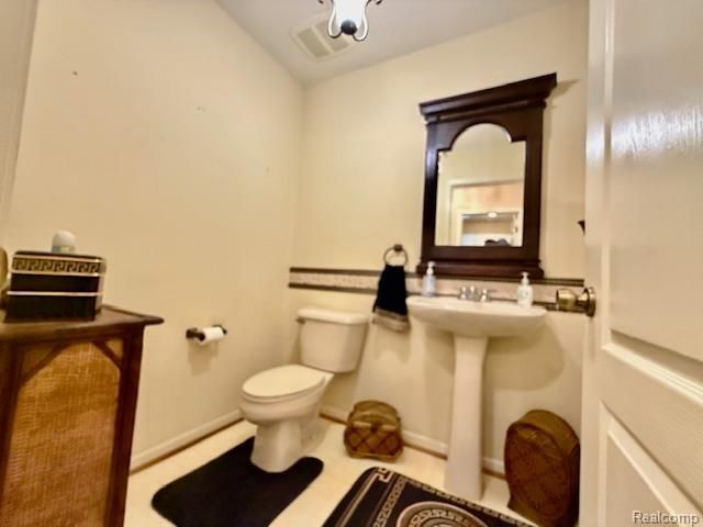 889 Cronkite Drive, Orion Charter Township, MI 48362